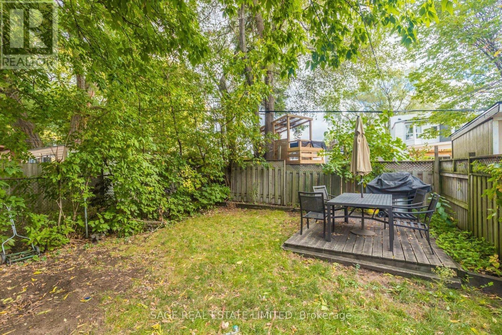433 Woodfield Road, Toronto, ON, M4L 2X4 - 22