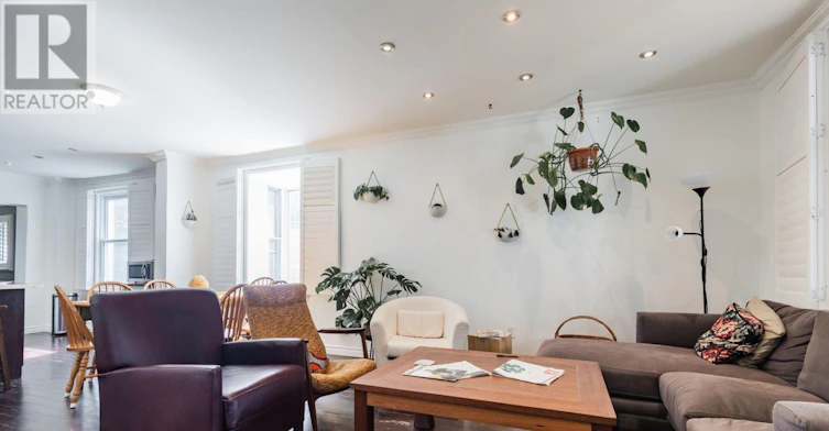 433 Woodfield Road, Toronto, ON, M4L 2X4 - 3