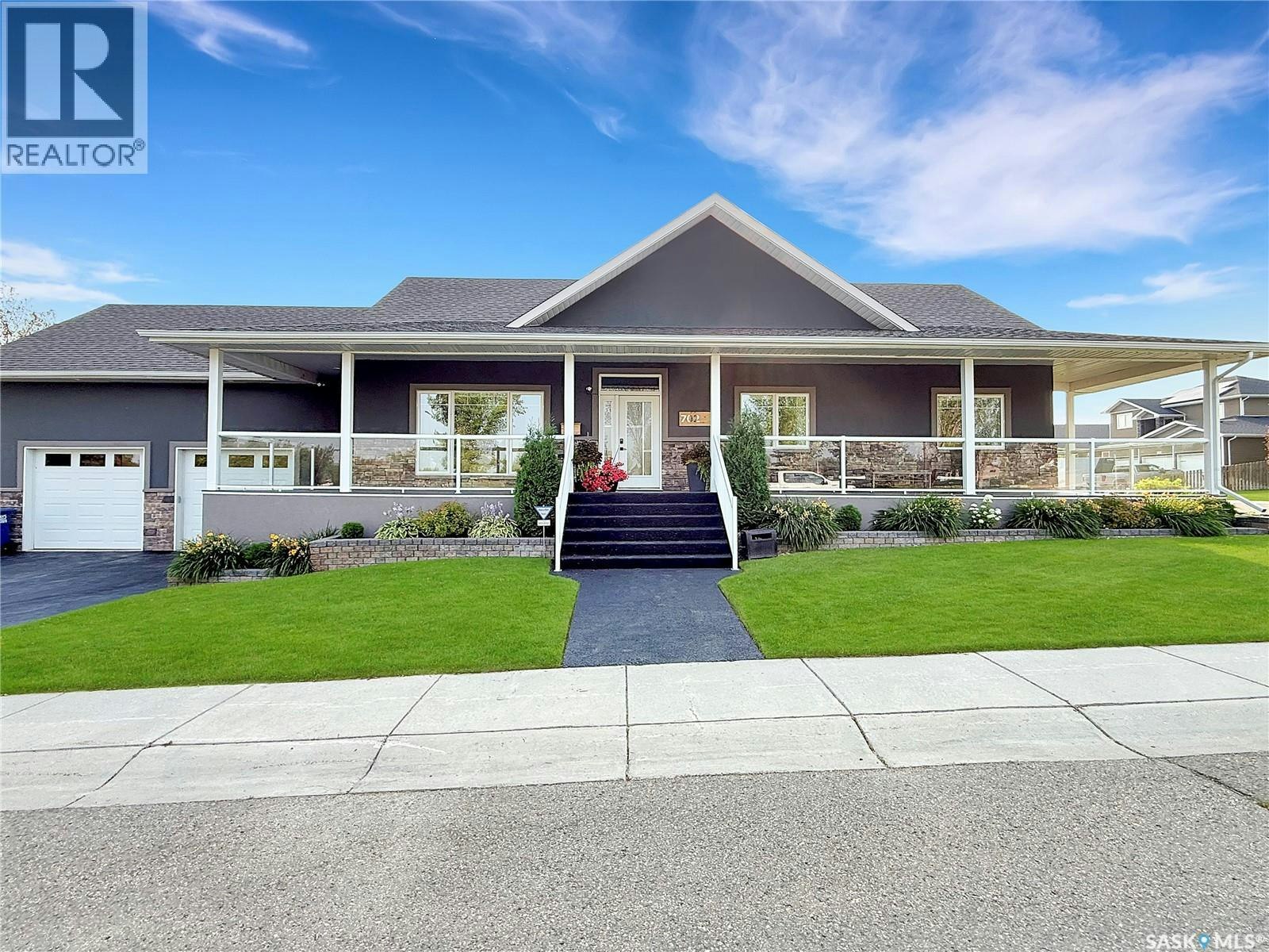 702 Cooper Drive, Swift Current, SK, S9H 2A8