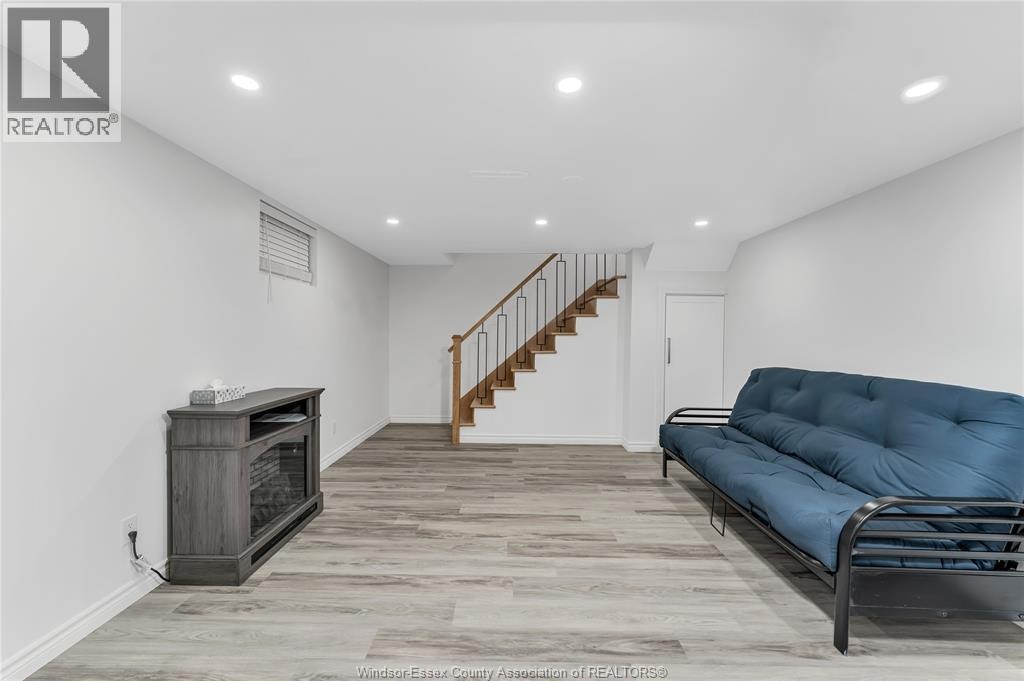 LOWER-5120 Iris Place, Windsor, ON, N8T 1L6 - 3