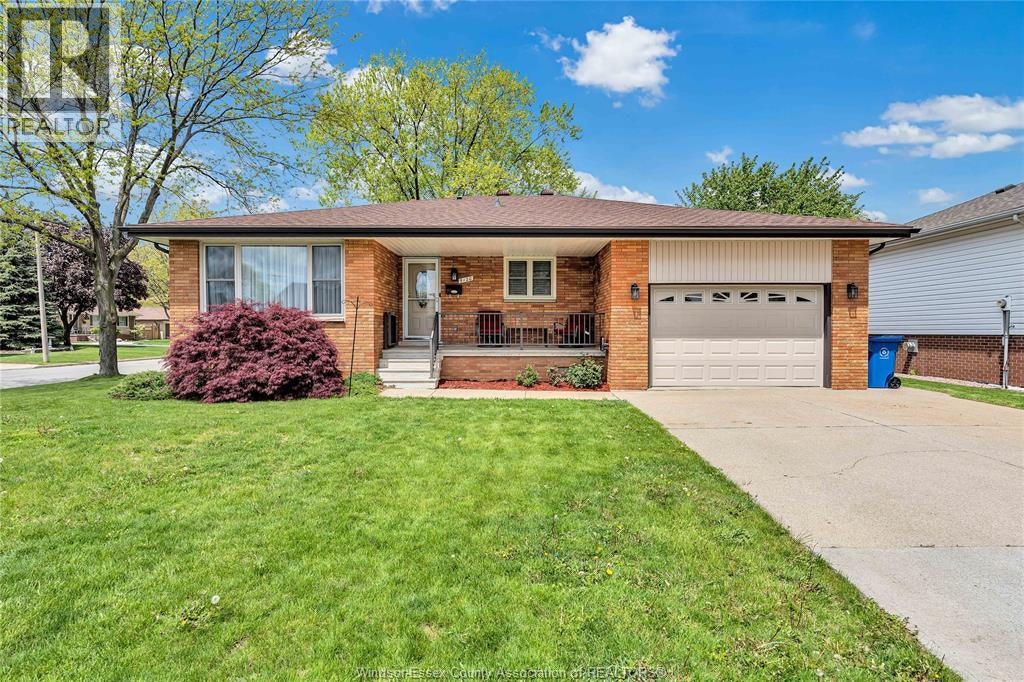 LOWER-5120 Iris Place, Windsor, ON, N8T 1L6