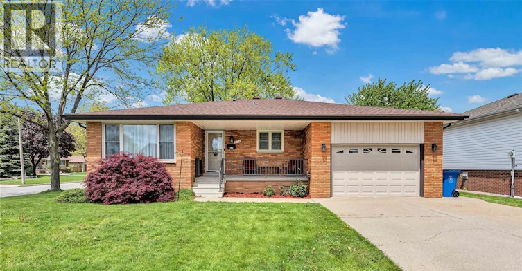 LOWER-5120 Iris Place, Windsor, ON, N8T 1L6