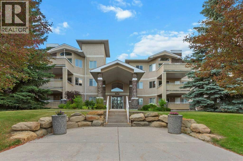 201-20 Country Hills View NW, Calgary, AB, T3K 5A3