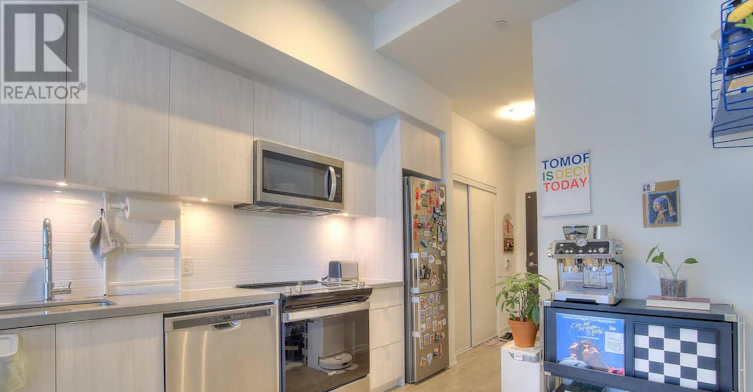 701-8868 Yonge Street, Richmond Hill, ON, L4C 0T4 - 12