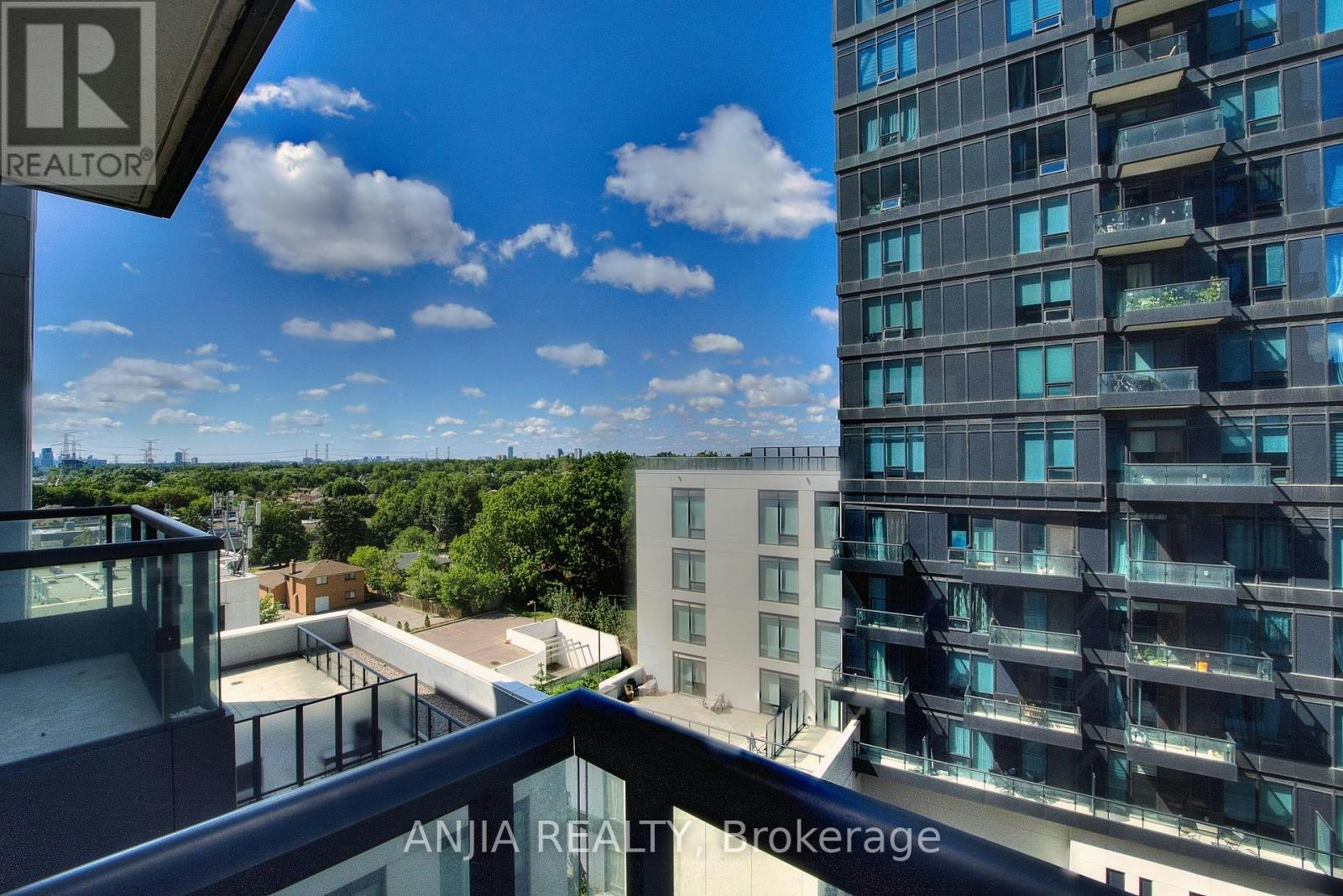 701-8868 Yonge Street, Richmond Hill, ON, L4C 0T4 - 9