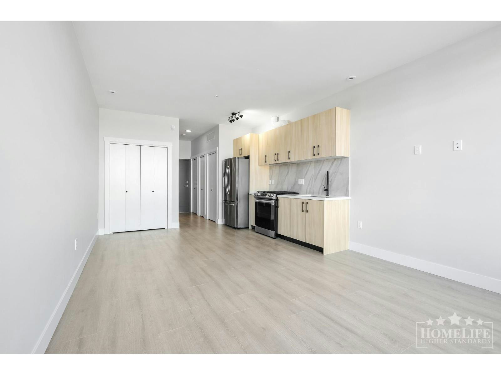 313-14858 60 Avenue, Surrey, BC, V3S 0B5 - 3