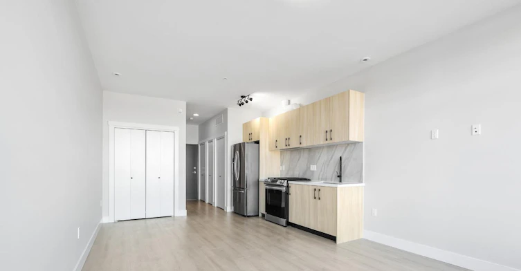 313-14858 60 Avenue, Surrey, BC, V3S 0B5 - 3