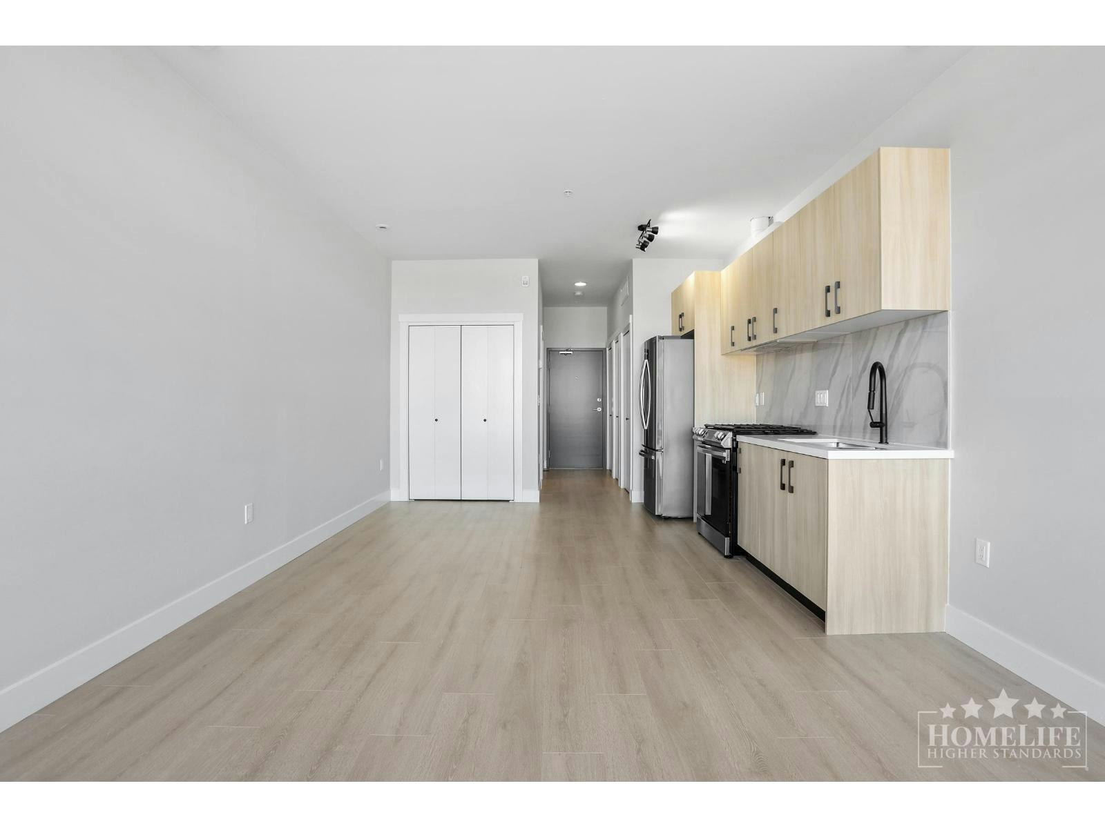313-14858 60 Avenue, Surrey, BC, V3S 0B5 - 4