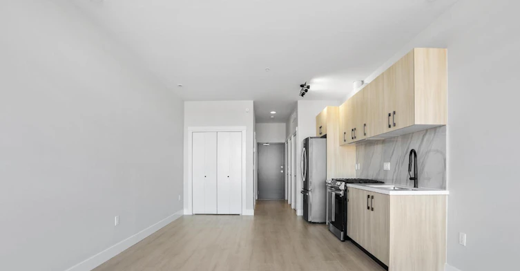 313-14858 60 Avenue, Surrey, BC, V3S 0B5 - 4