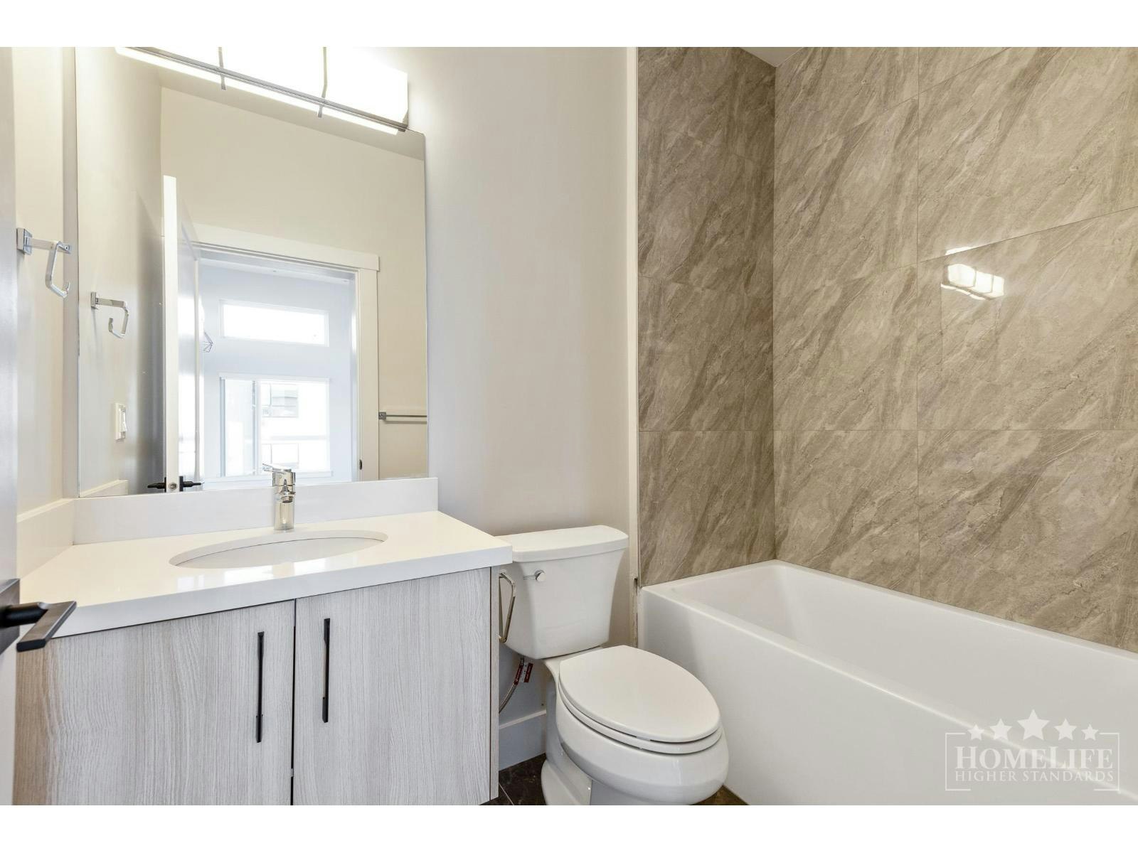 208-14858 60 Avenue, Surrey, BC, V3S 0B5 - 10