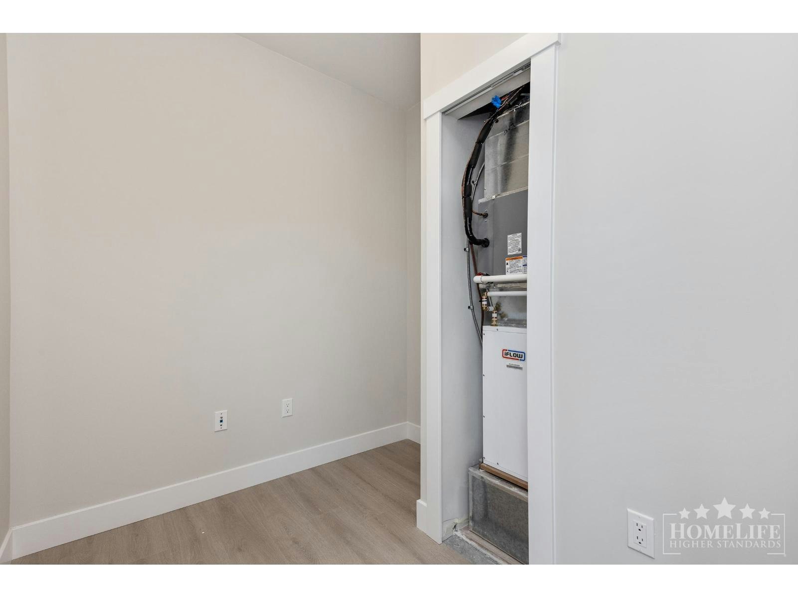 208-14858 60 Avenue, Surrey, BC, V3S 0B5 - 11