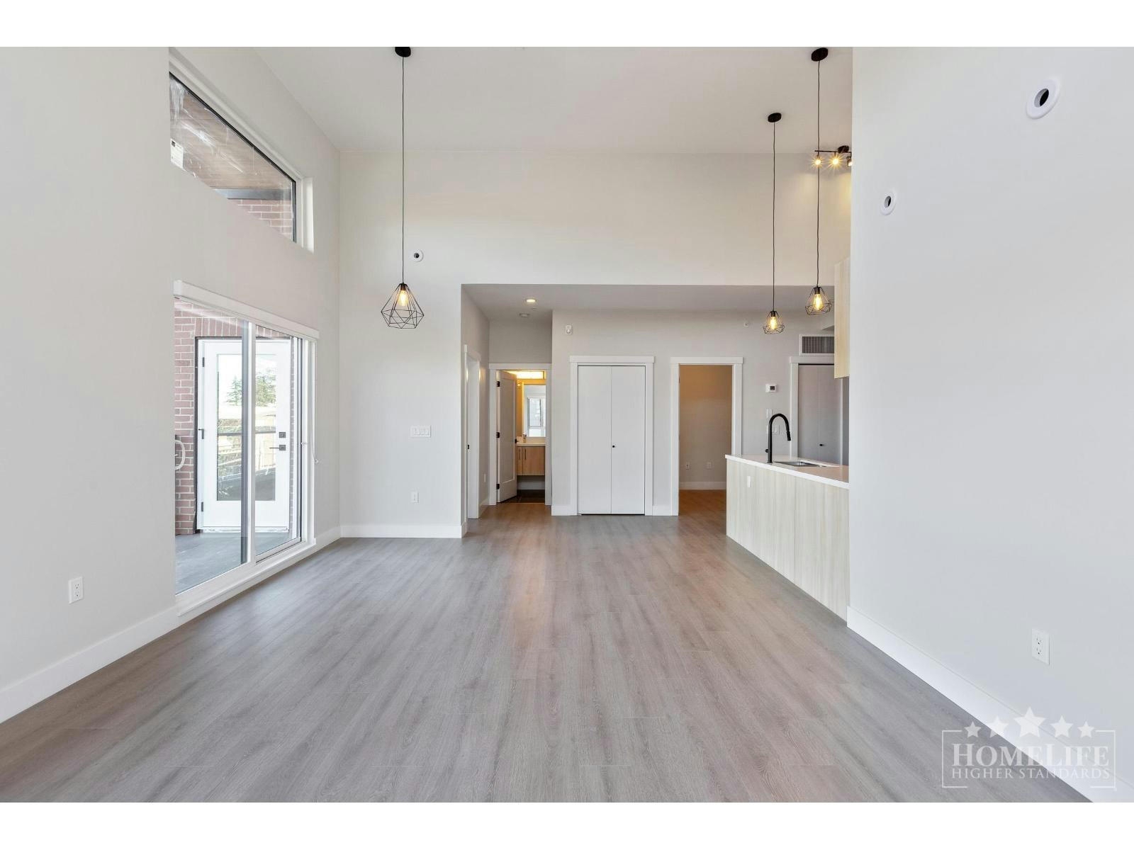 208-14858 60 Avenue, Surrey, BC, V3S 0B5 - 2