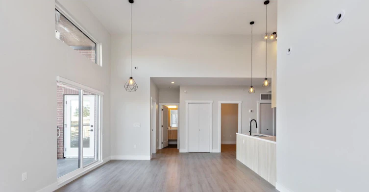 208-14858 60 Avenue, Surrey, BC, V3S 0B5 - 2
