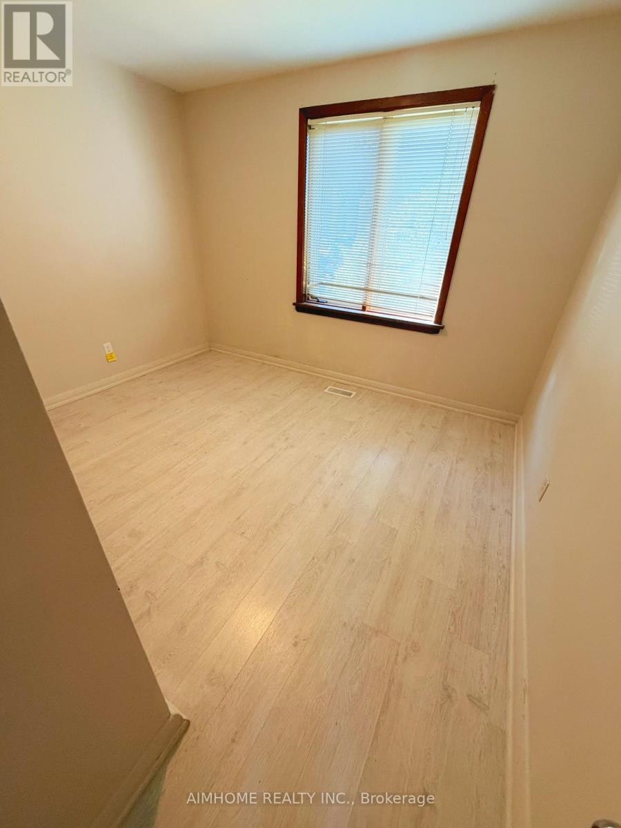 481 Hounslow Avenue, Toronto, ON, M2R 1J1 - 10