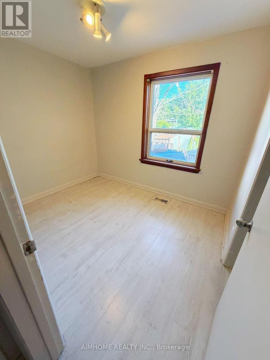 481 Hounslow Avenue, Toronto, ON, M2R 1J1 - 8