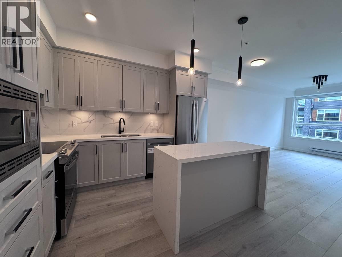 221-12143 223 Street, Maple Ridge, BC, V2W 2B7 - 2