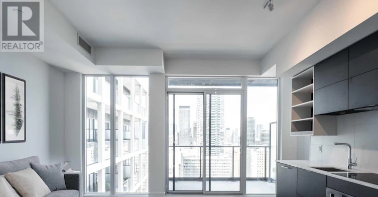 2720-20 Edward Street, Toronto, ON, M5G 1C9 - 2