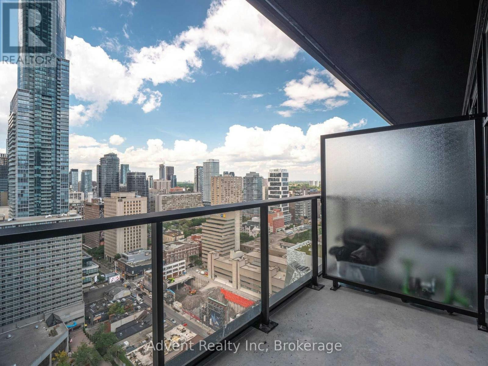 2720-20 Edward Street, Toronto, ON, M5G 1C9 - 12