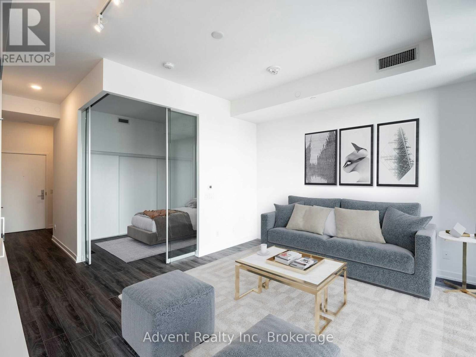 2720-20 Edward Street, Toronto, ON, M5G 1C9 - 7