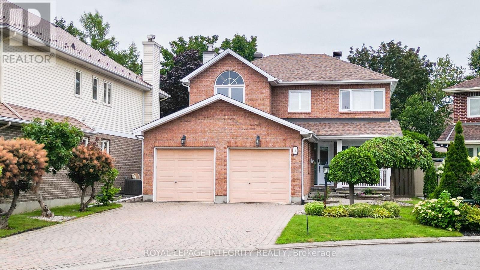 4 Glenarden Court, Ottawa, ON, K2G 5V9