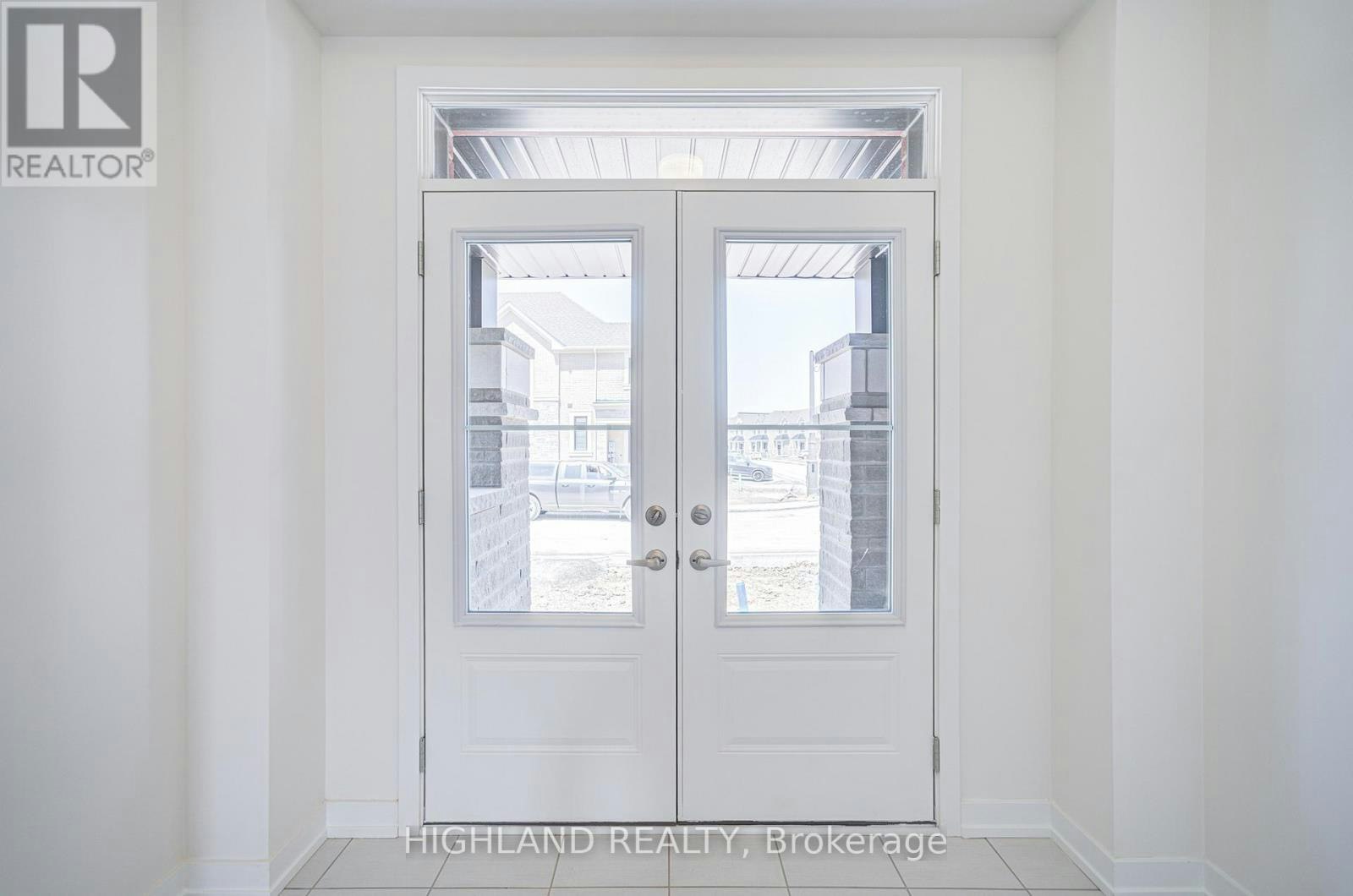 1148 Tanbark Avenue, Oakville, ON, L6H 8C4 - 3