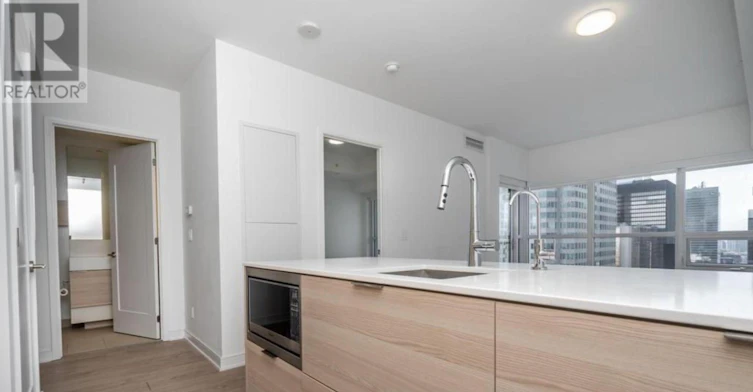 3210-88 Scott Street, Toronto, ON, M5E 0A9 - 2
