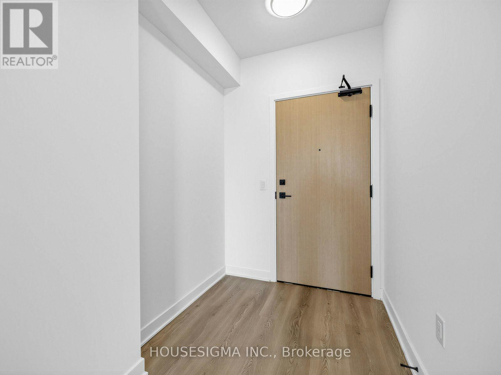 1907-36 Zorra Street, Toronto, ON, M8Z 0G5 - 3