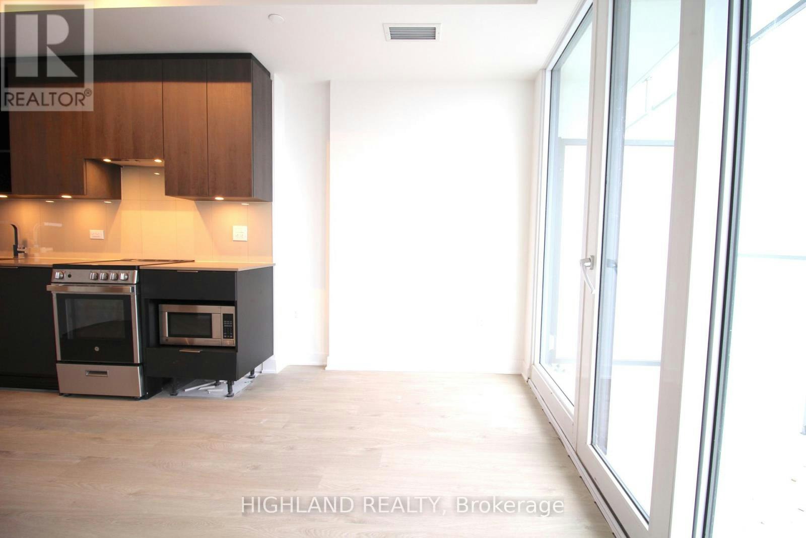 5502-3900 Confederation Parkway, Mississauga, ON, L5B 0M3 - 7