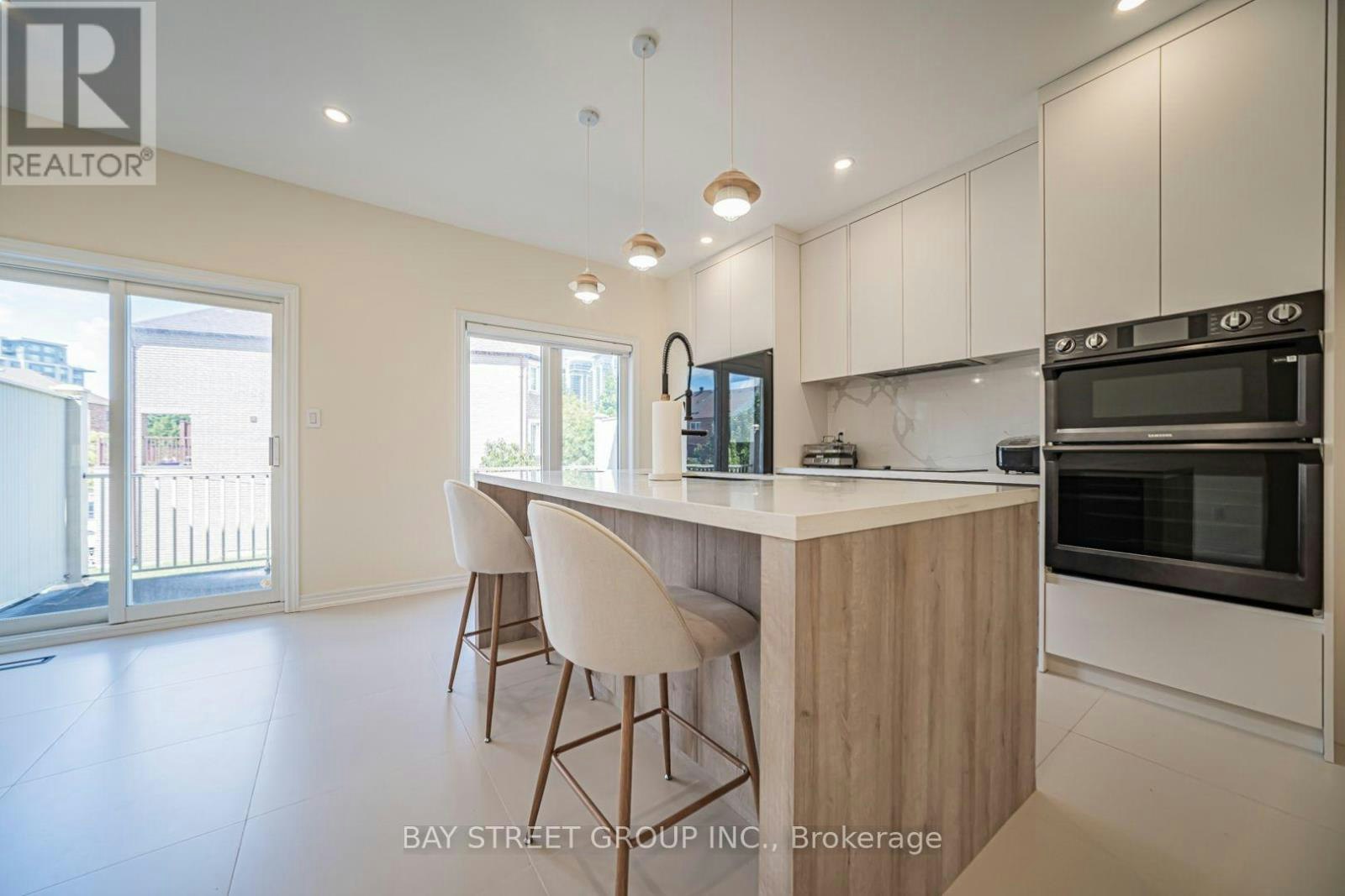 16 Dahlia Road, Markham, ON, L3T 7T8 - 8