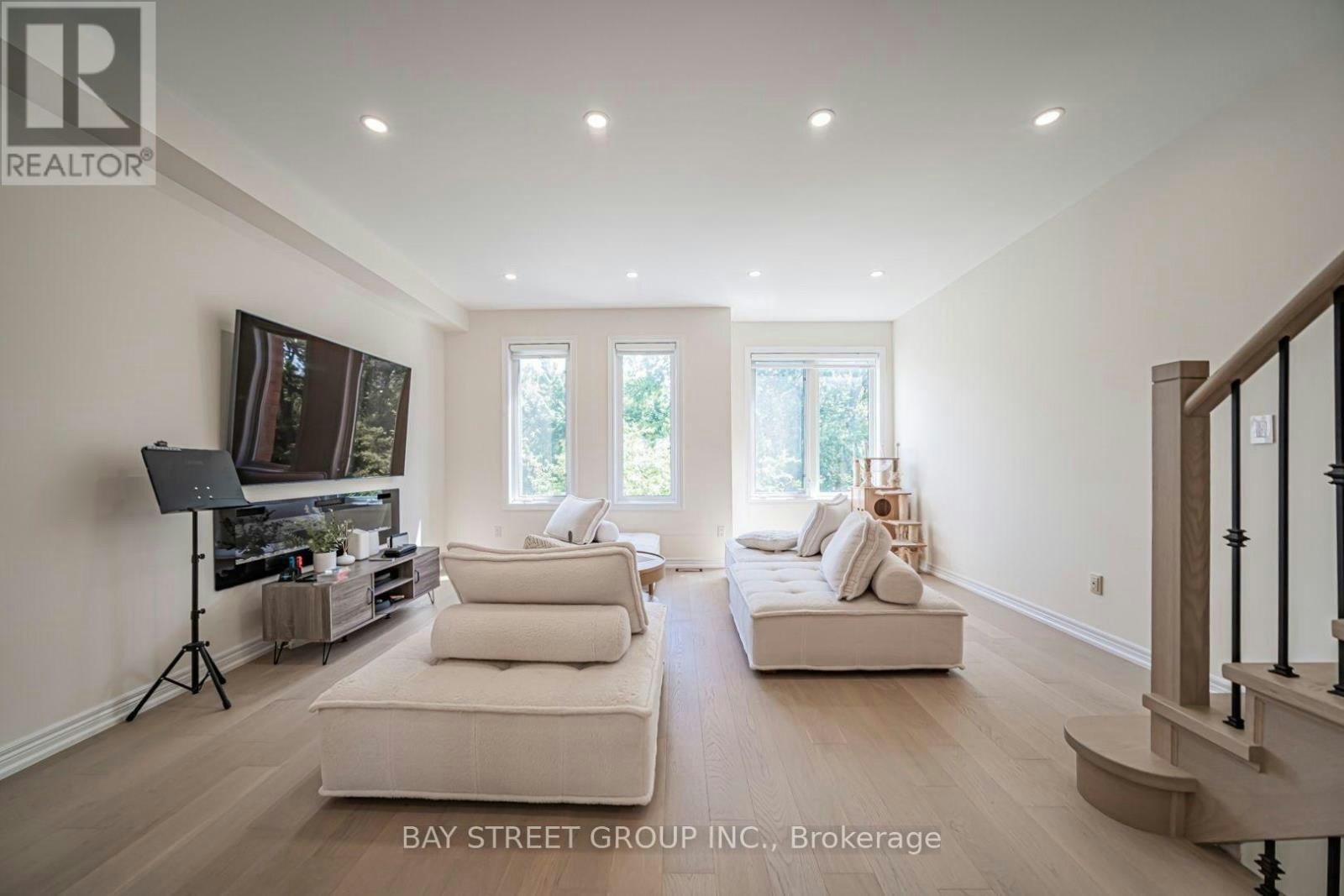 16 Dahlia Road, Markham, ON, L3T 7T8 - 21