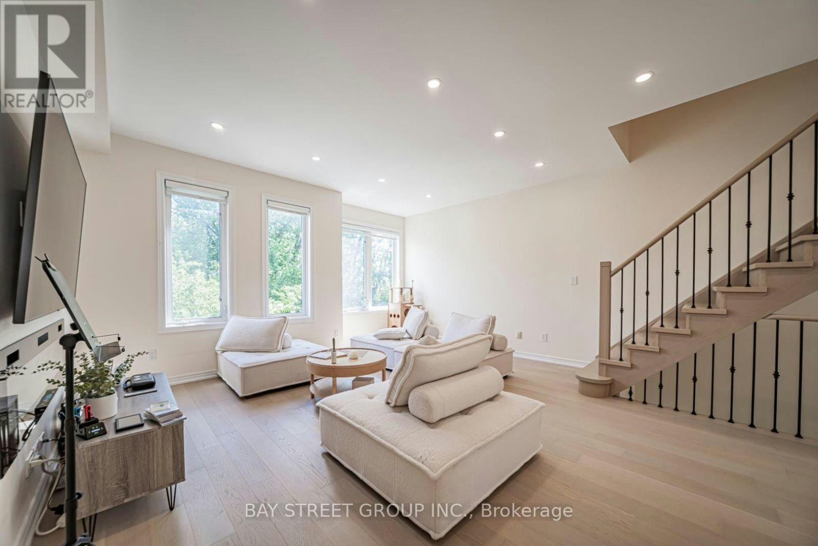 16 Dahlia Road, Markham, ON, L3T 7T8 - 17