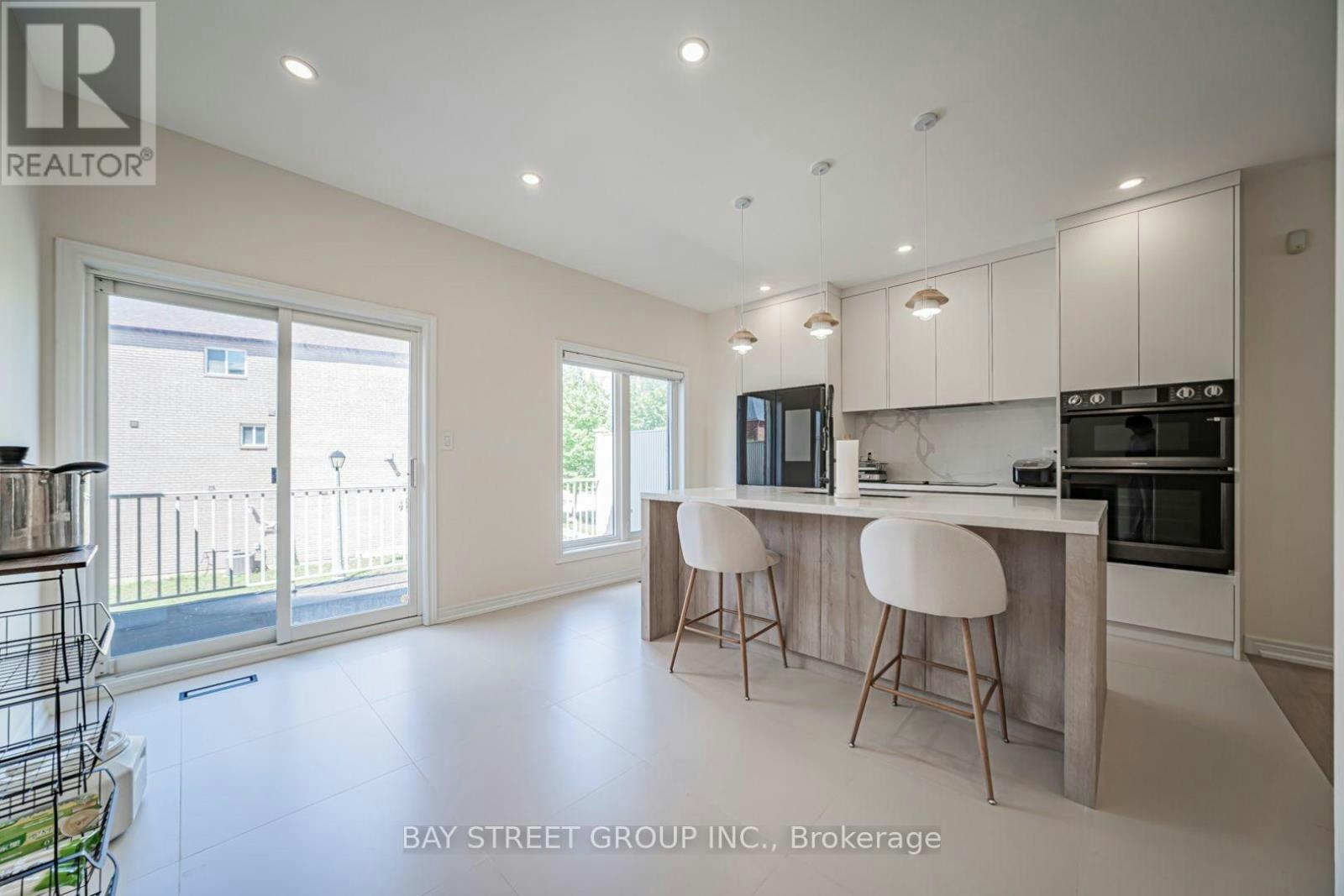 16 Dahlia Road, Markham, ON, L3T 7T8 - 6