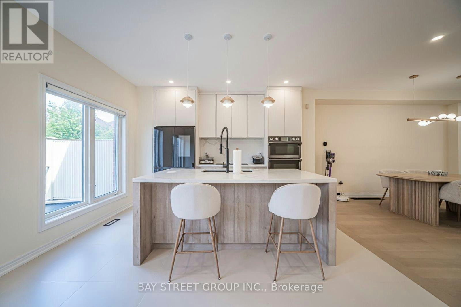 16 Dahlia Road, Markham, ON, L3T 7T8 - 7