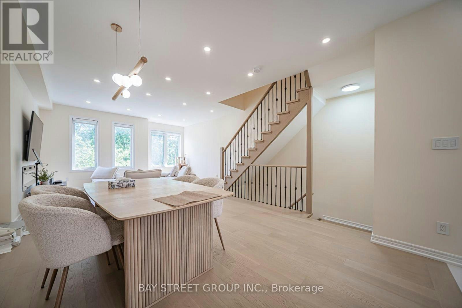 16 Dahlia Road, Markham, ON, L3T 7T8 - 14