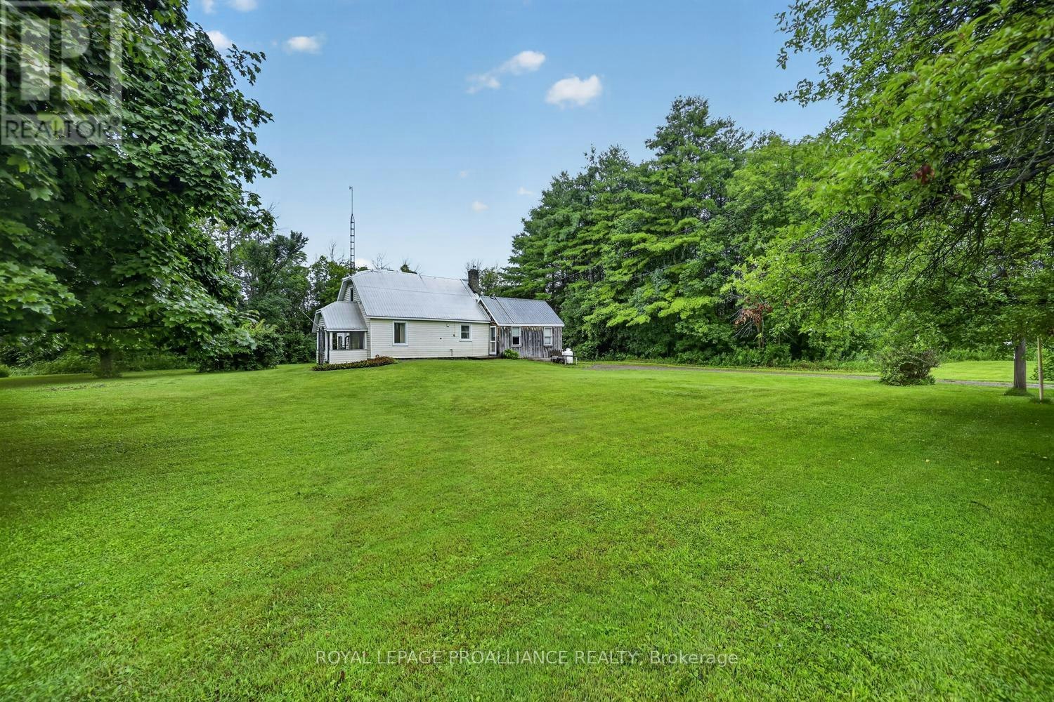 11836 Rocksprings Road, Elizabethtown, ON, K0G 1R0