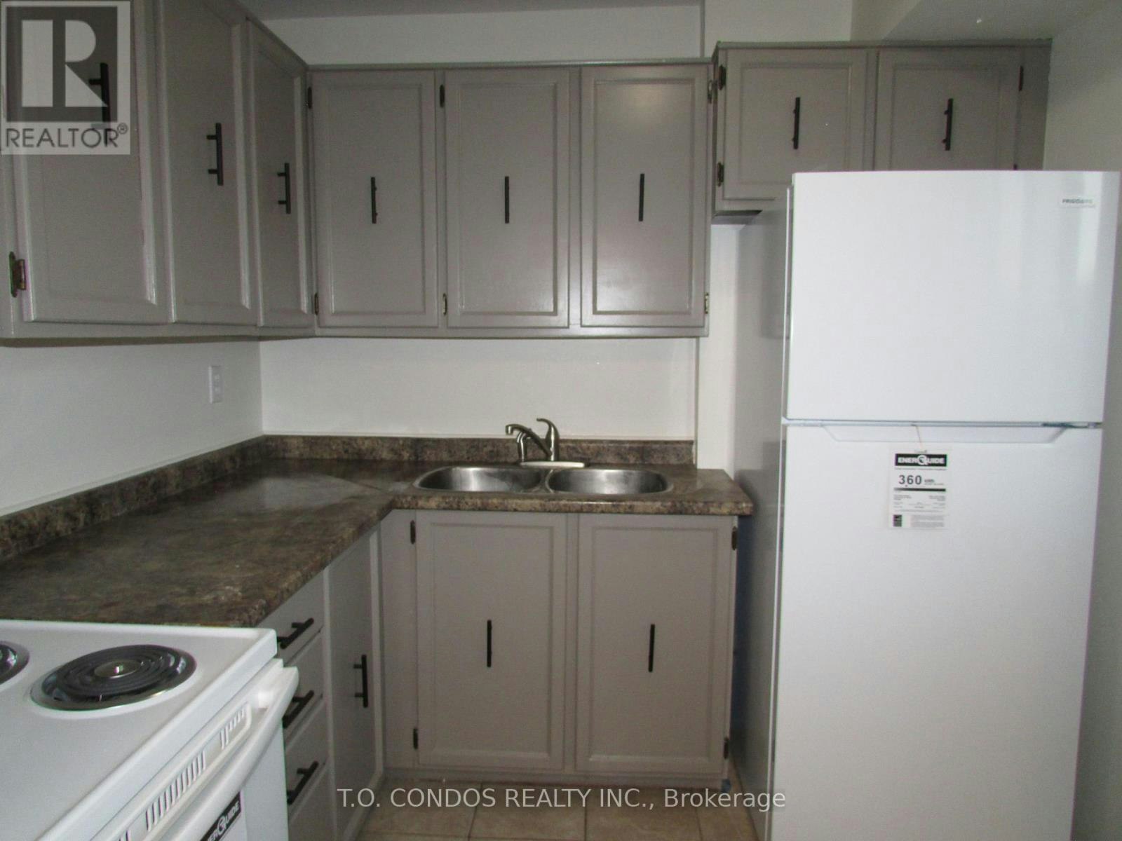 213-2001 Bonnymede Drive, Mississauga, ON, L5J 4H8 - 11