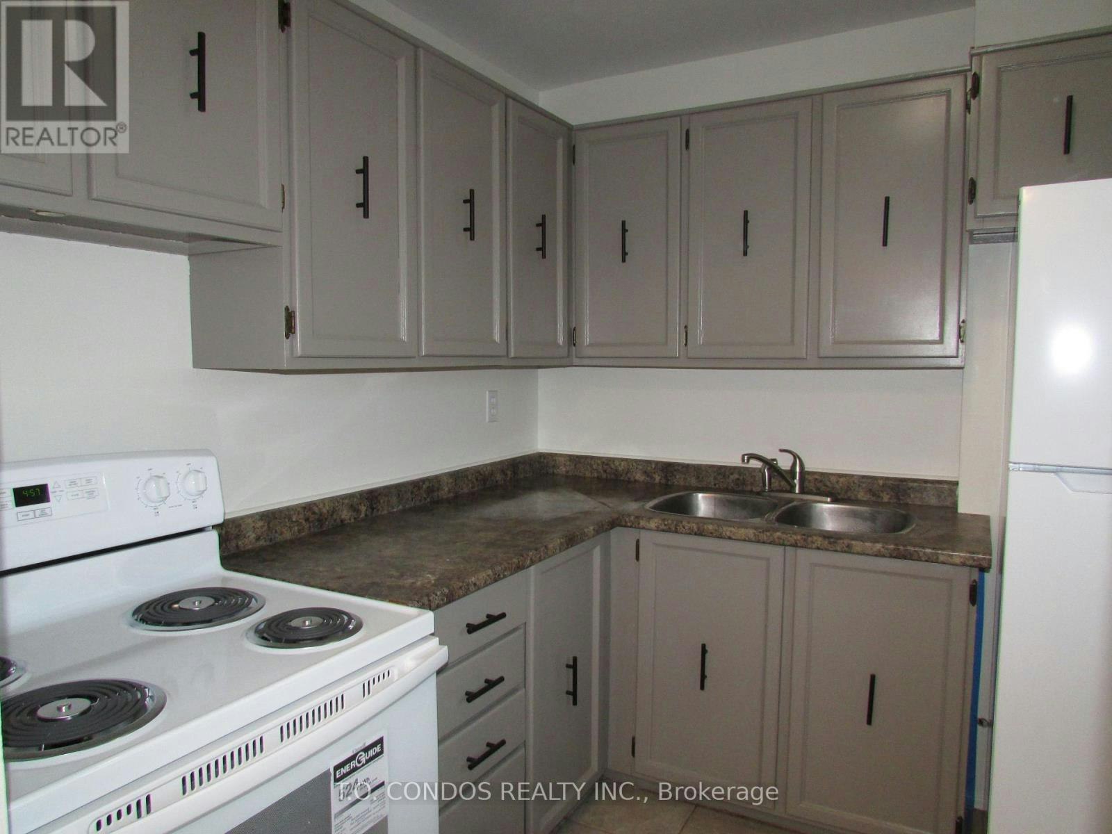 213-2001 Bonnymede Drive, Mississauga, ON, L5J 4H8 - 4