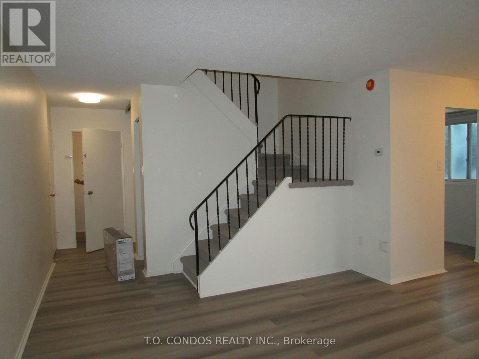 213-2001 Bonnymede Drive, Mississauga, ON, L5J 4H8 - 7