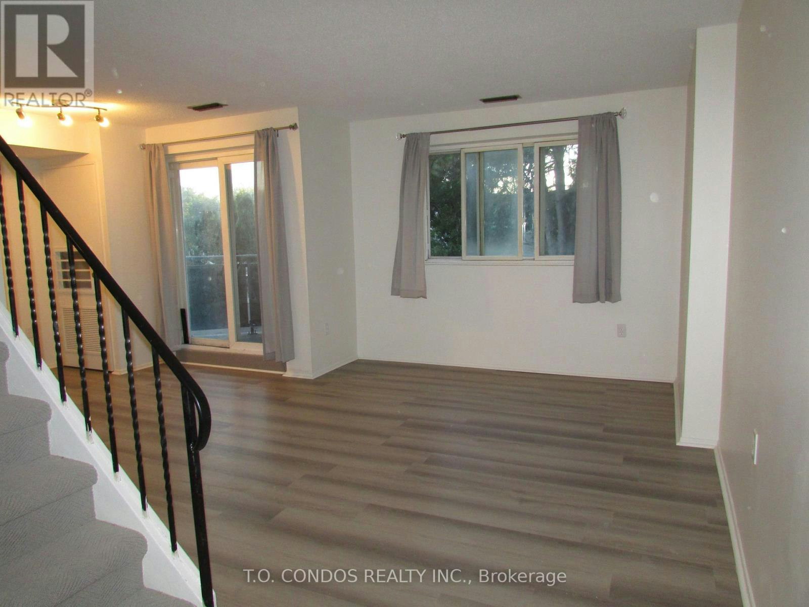 213-2001 Bonnymede Drive, Mississauga, ON, L5J 4H8 - 5