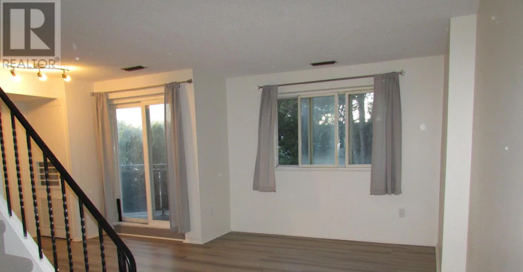 213-2001 Bonnymede Drive, Mississauga, ON, L5J 4H8 - 5