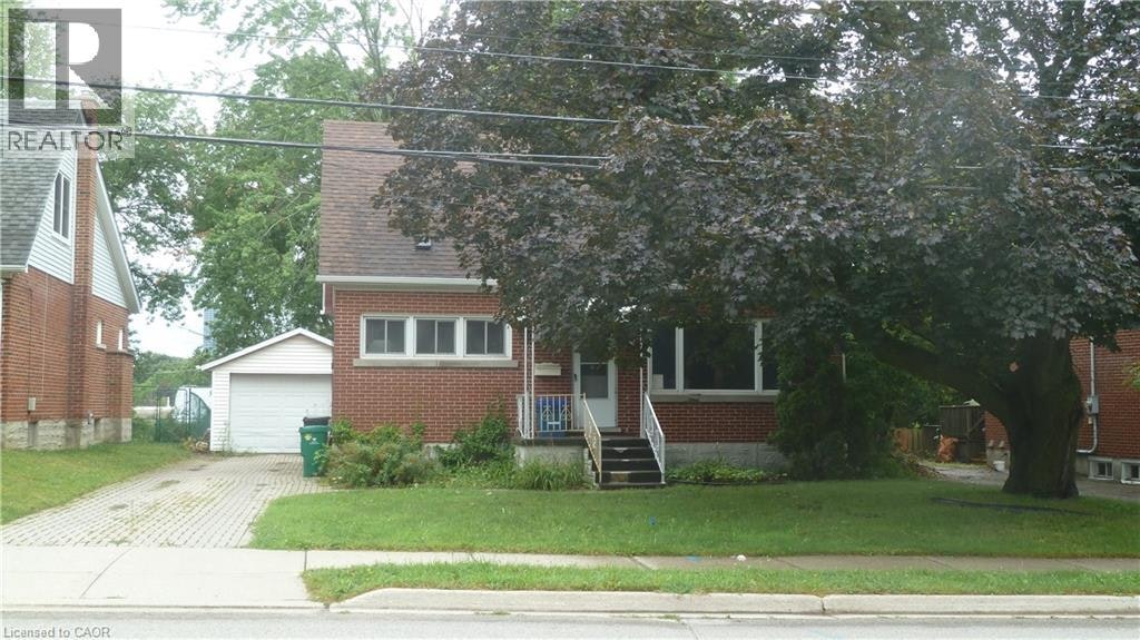169 Union Street E, Waterloo, ON, N2J 1C4
