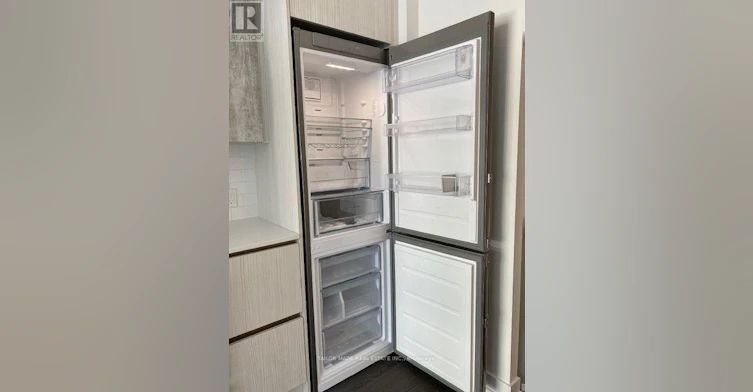 312-251 Manitoba Street, Toronto, ON, M8Y 0C7 - 23