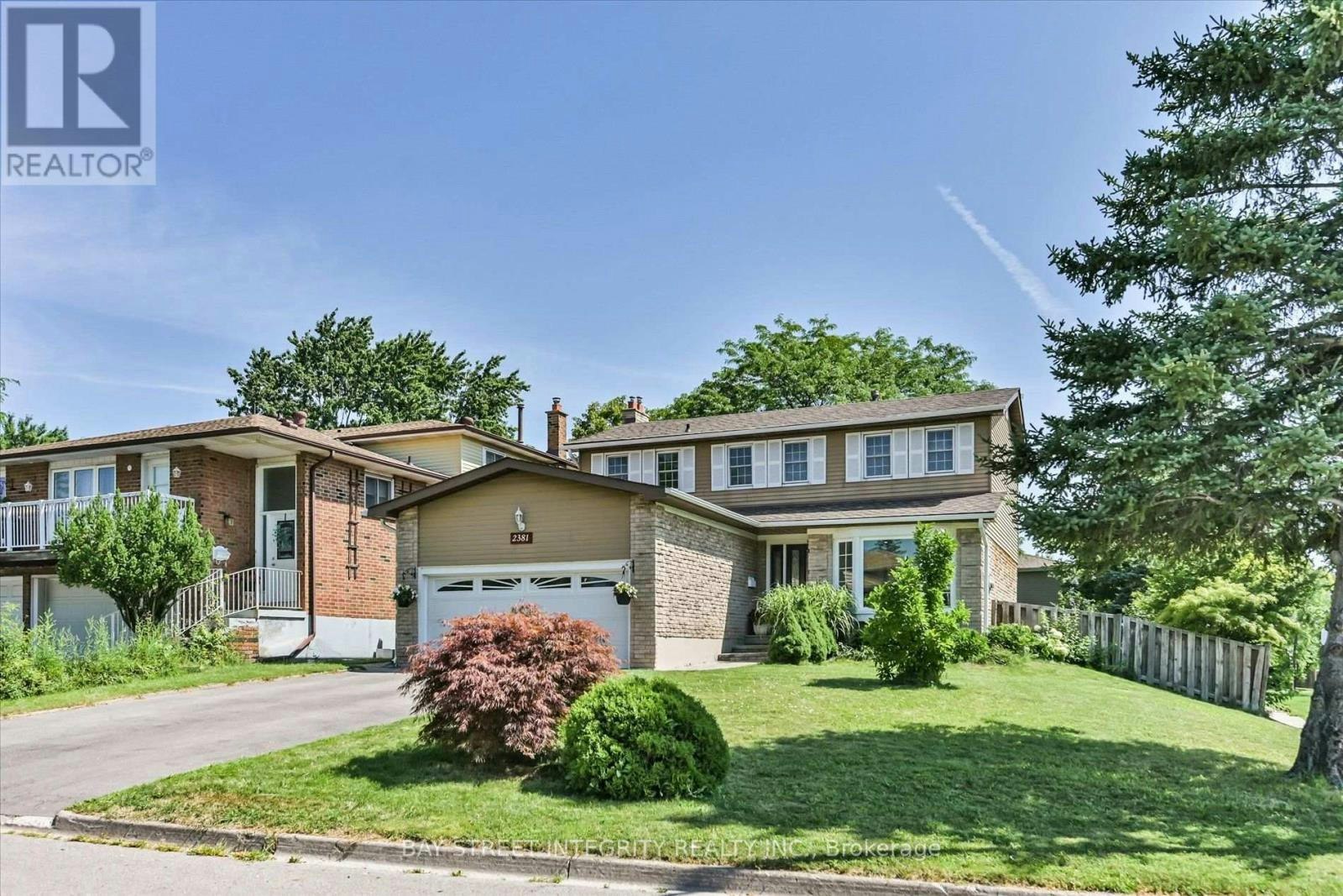 2381 Lyford Lane, Burlington, ON, L7P 3Y8