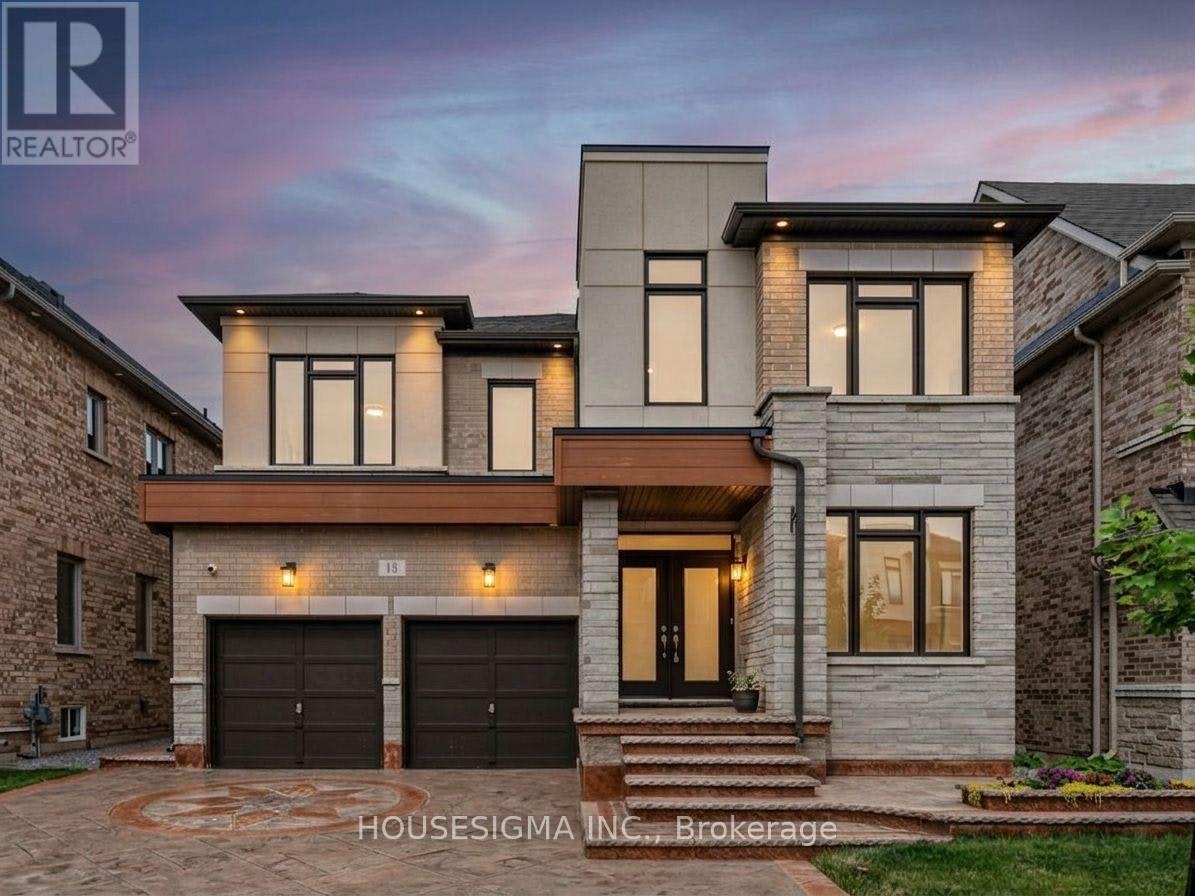 15 Edworthy Gardens, Hamilton, ON, L8B 1Y8