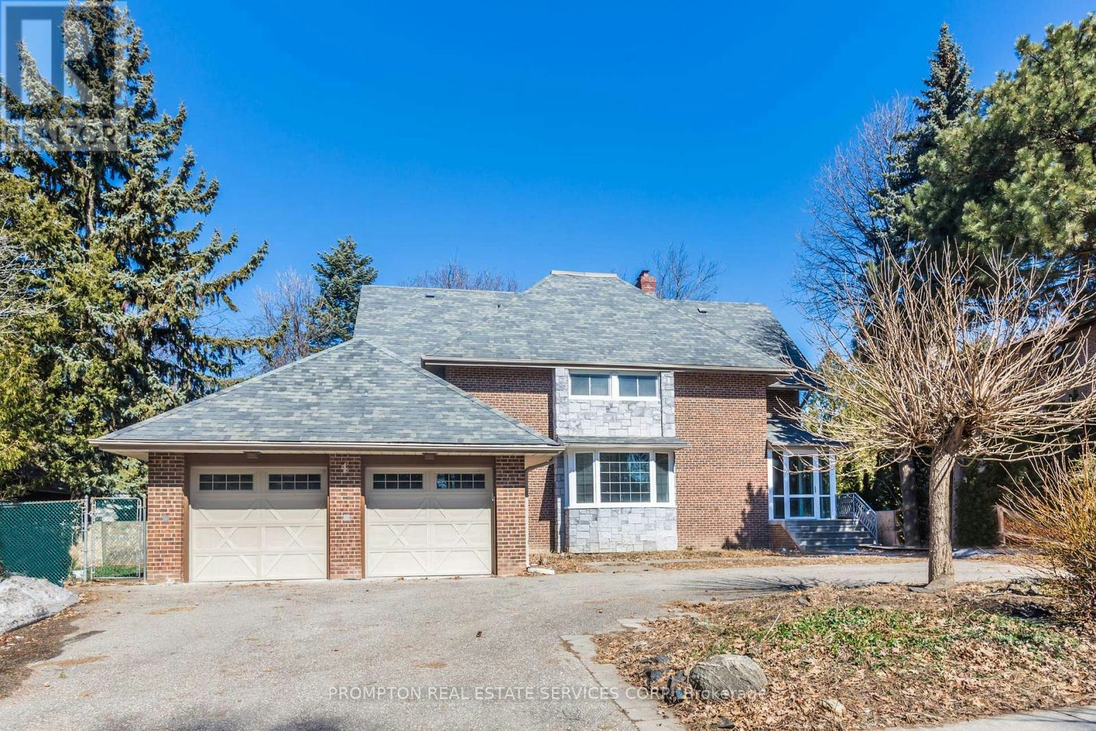 4 Sagewood Drive, Toronto, ON, M3B 1T4