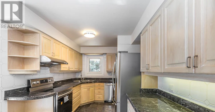 4 Sagewood Drive, Toronto, ON, M3B 1T4 - 10