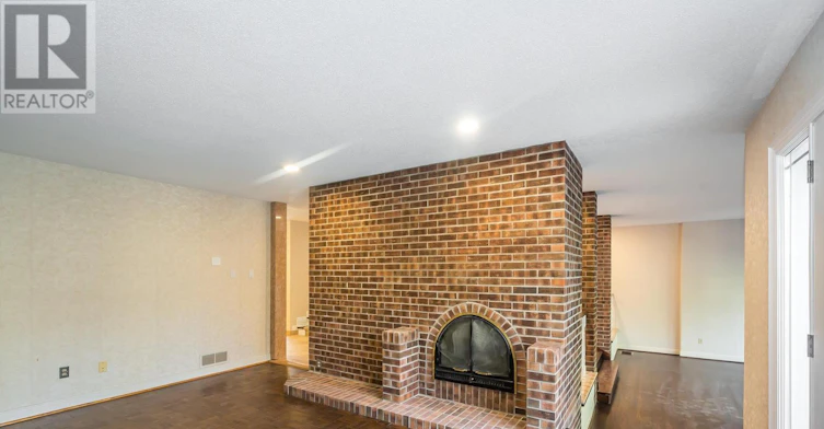 4 Sagewood Drive, Toronto, ON, M3B 1T4 - 6