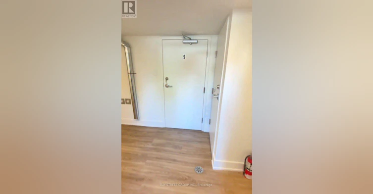 9-1311 Pape Avenue, Toronto, ON, M4K 3W9 - 2