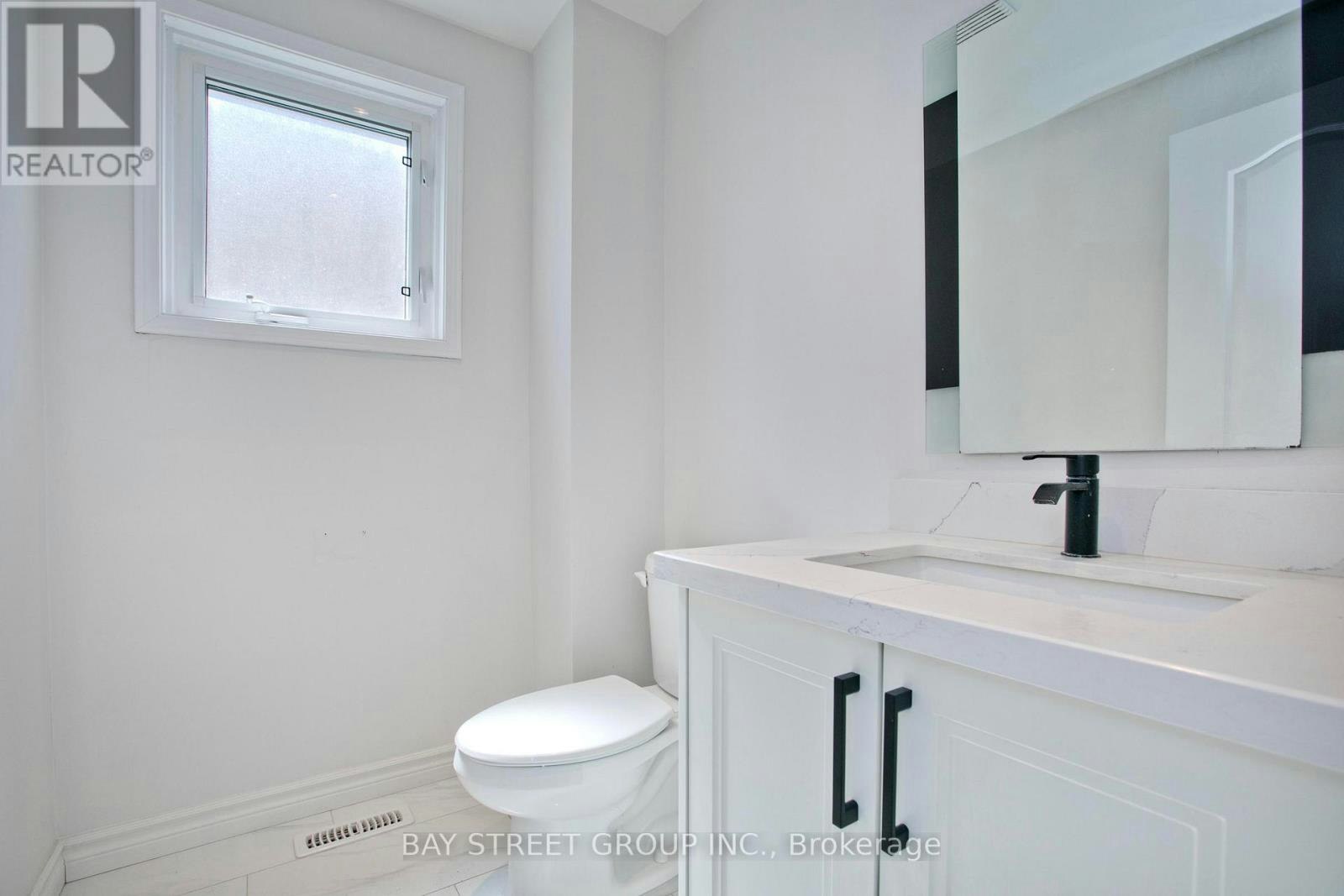 22 Taos Court, Richmond Hill, ON, L4C 0G5 - 19