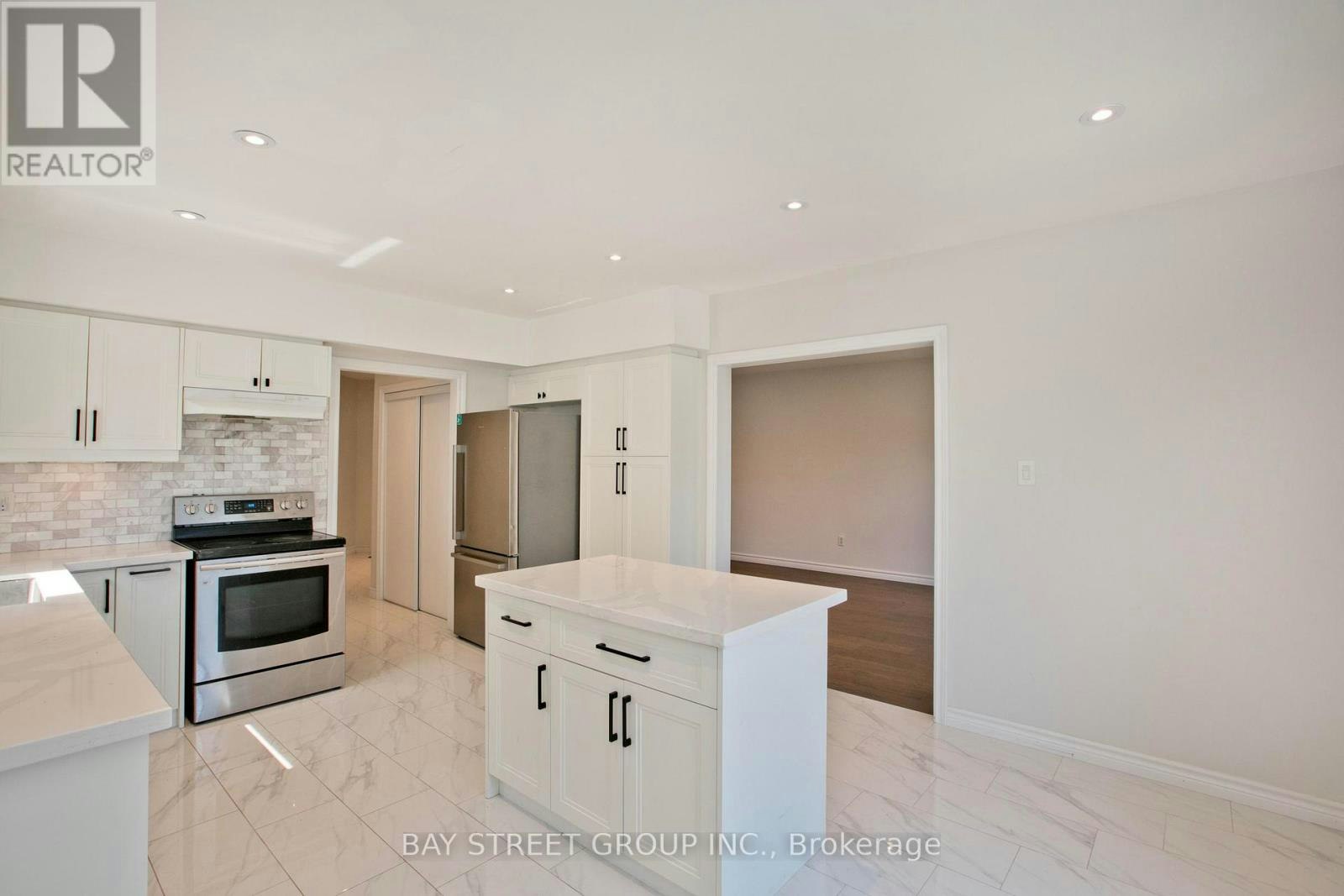 22 Taos Court, Richmond Hill, ON, L4C 0G5 - 8